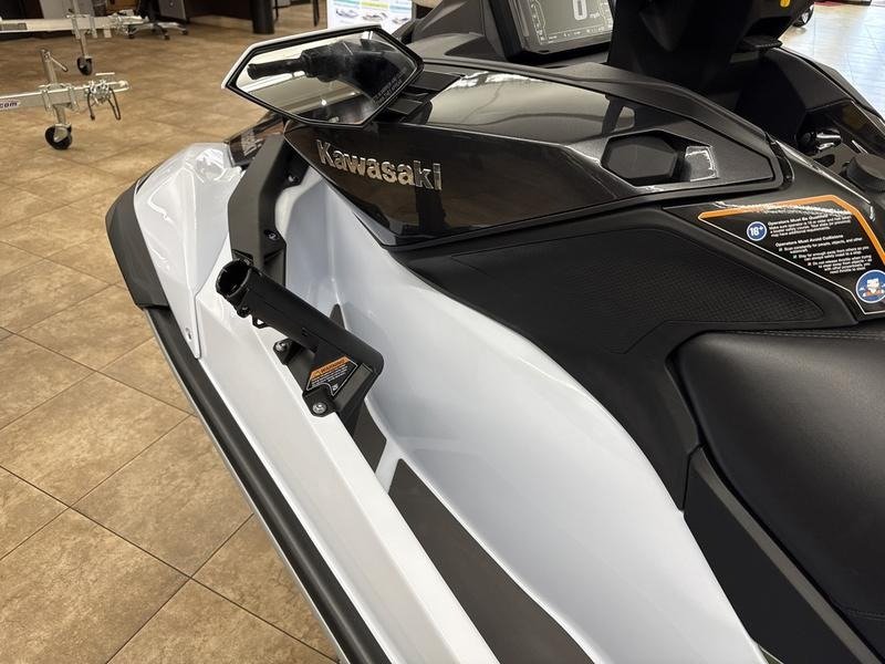 2025 Kawasaki Ultra 160LX-S Angler - Image 12