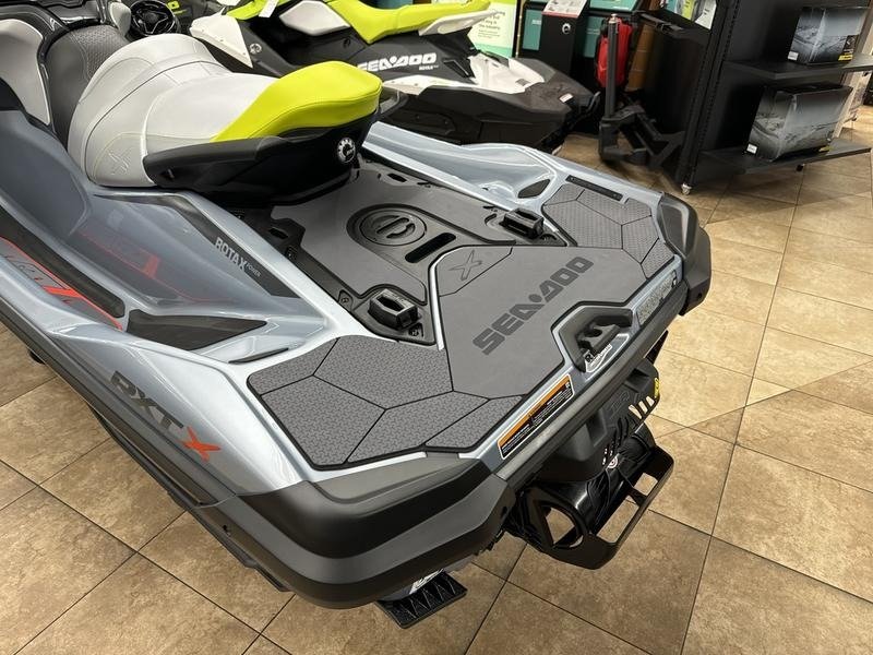 Buy 2025 Sea-Doo RXT-X 325 Ice Metal / Manta Green - Image 13
