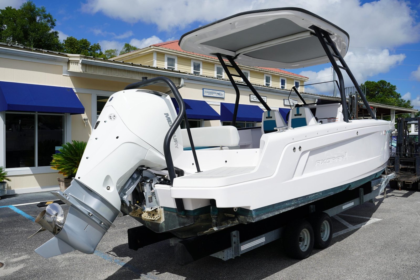 2022 Axopar 22 T-Top For Sale - Image 6