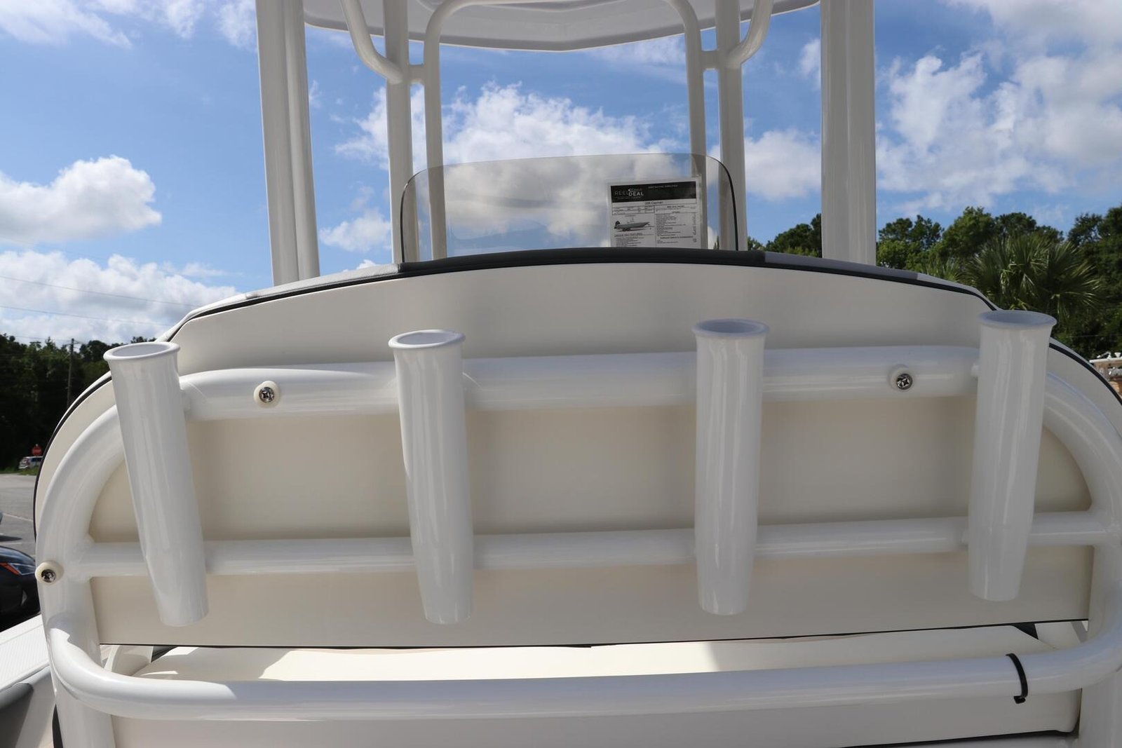 2024 Robalo 226 Cayman For Sale - Image 11