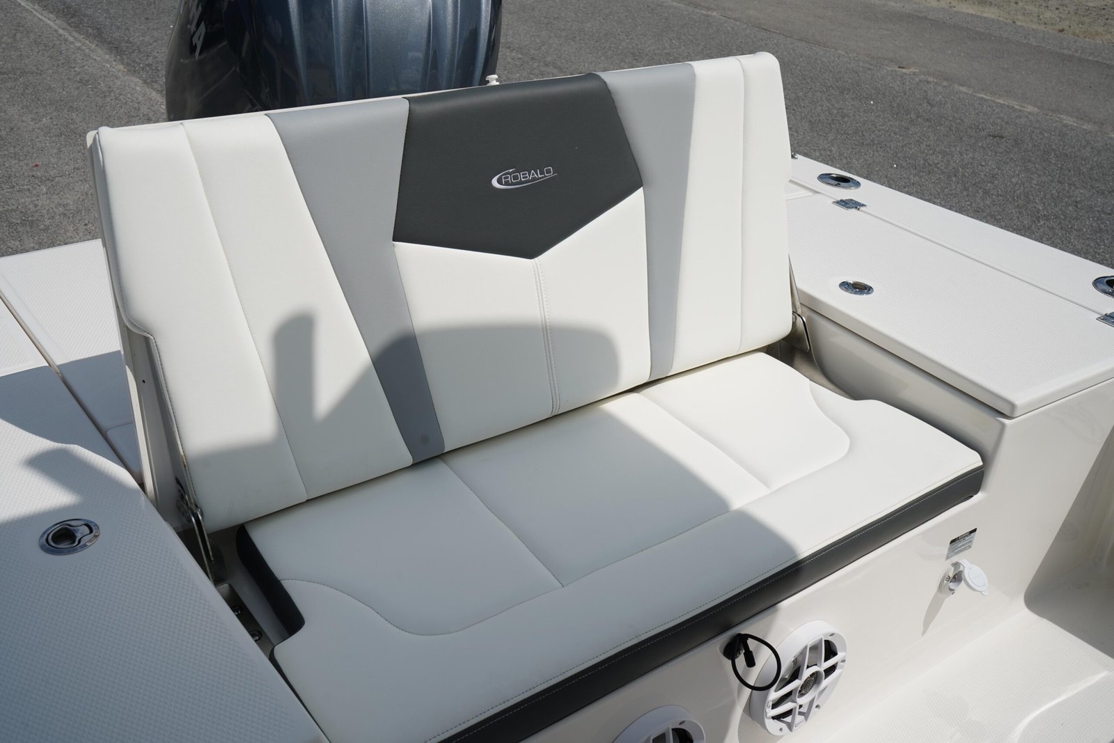 2024 Robalo 226 Cayman For Sale - Image 13