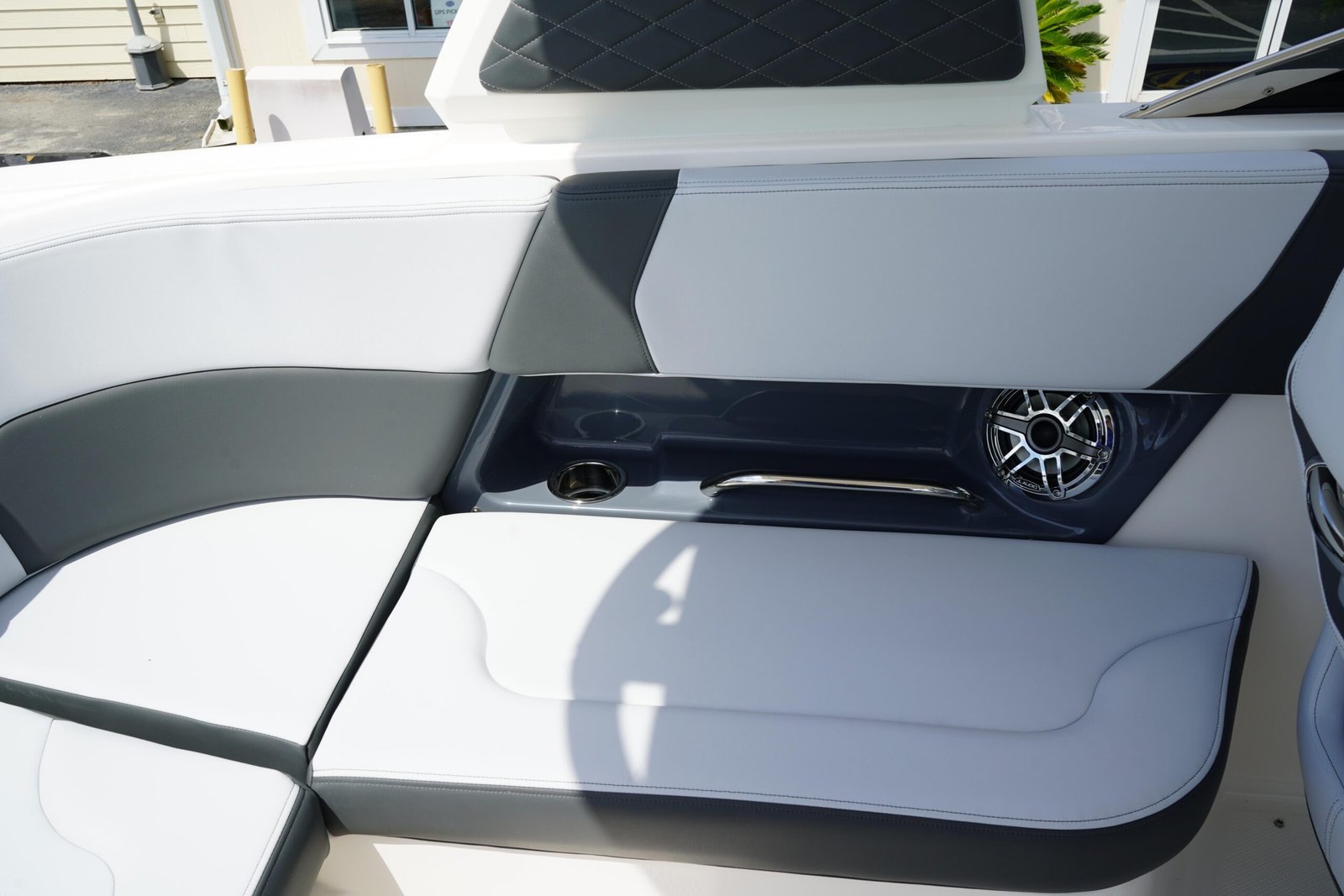 2025 Chaparral 270 OSX For Sale - Image 9