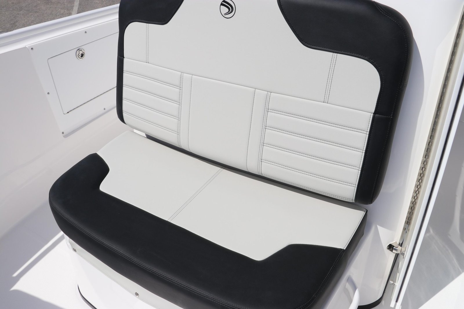 2025 Edgewater 325CC For Sale - Image 24
