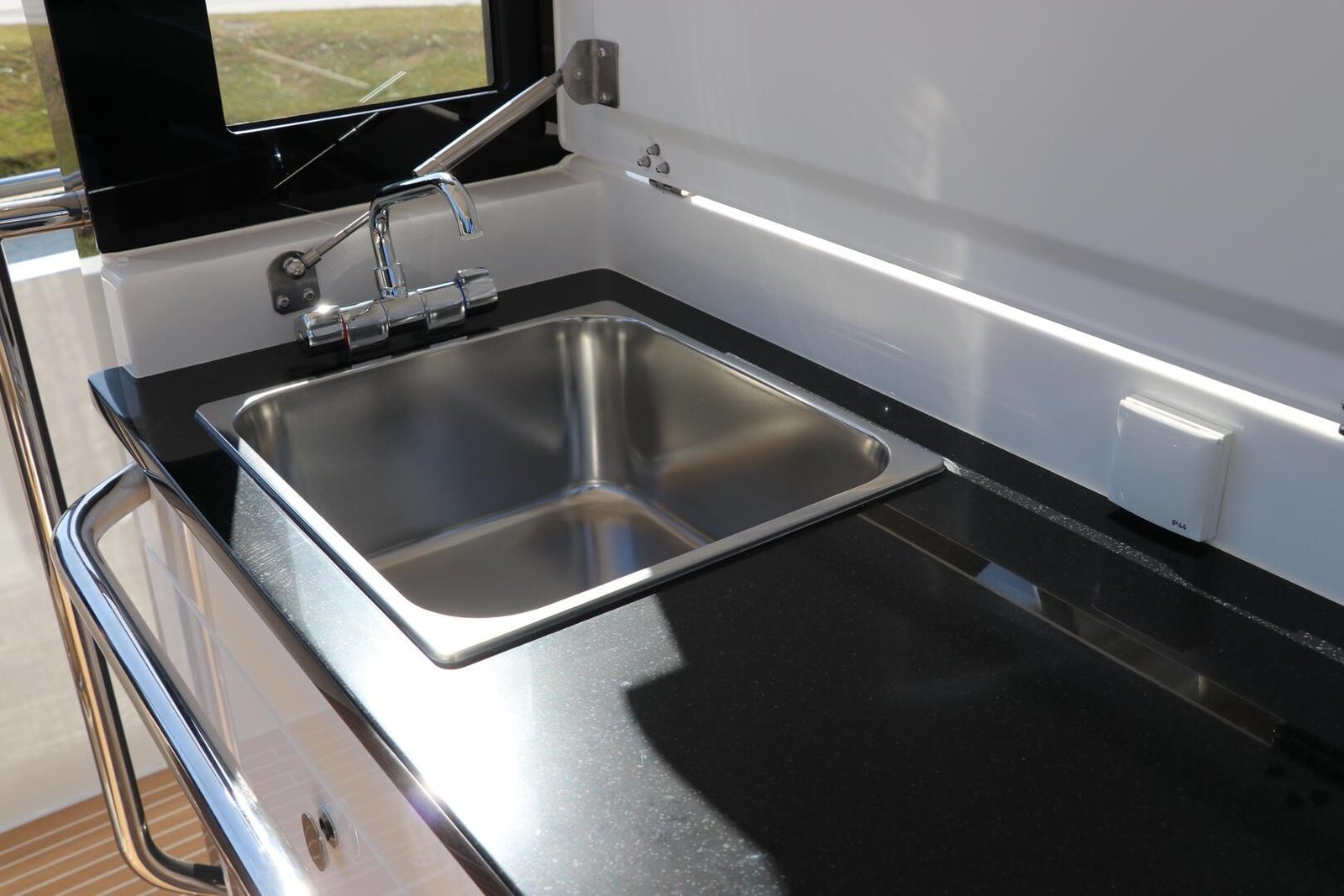 2025 Nimbus Tender 11 For Sale - Image 23