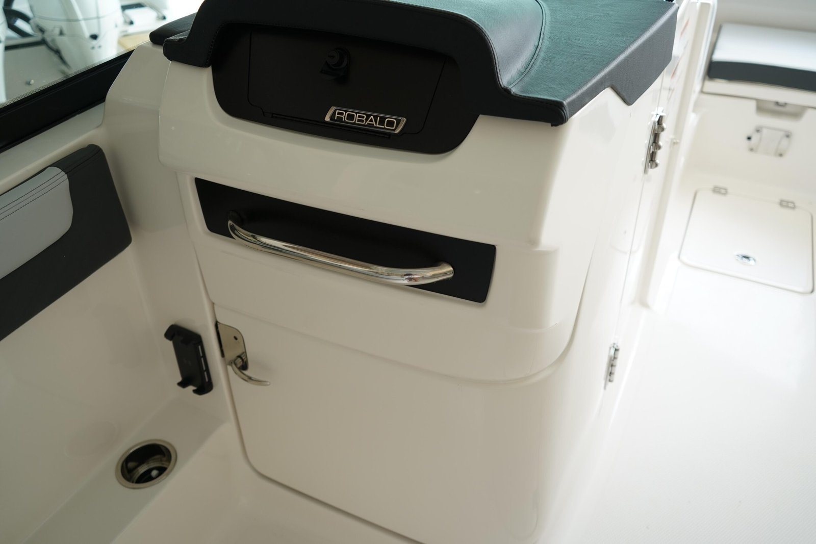2025 Robalo R257 For Sale - Image 19