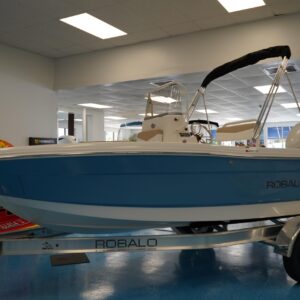 2026 Robalo R160 Center Console