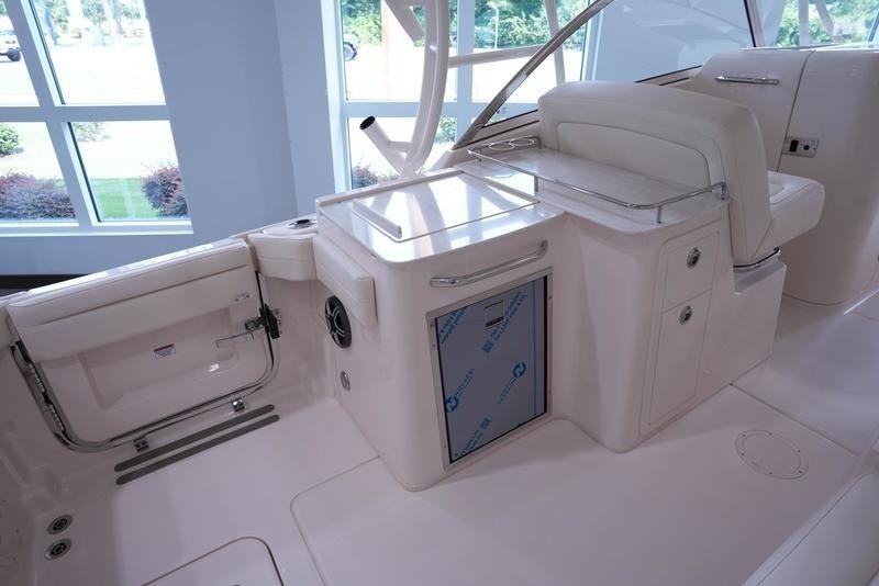 Buy 2026 Grady White Freedom 285 - Image 6