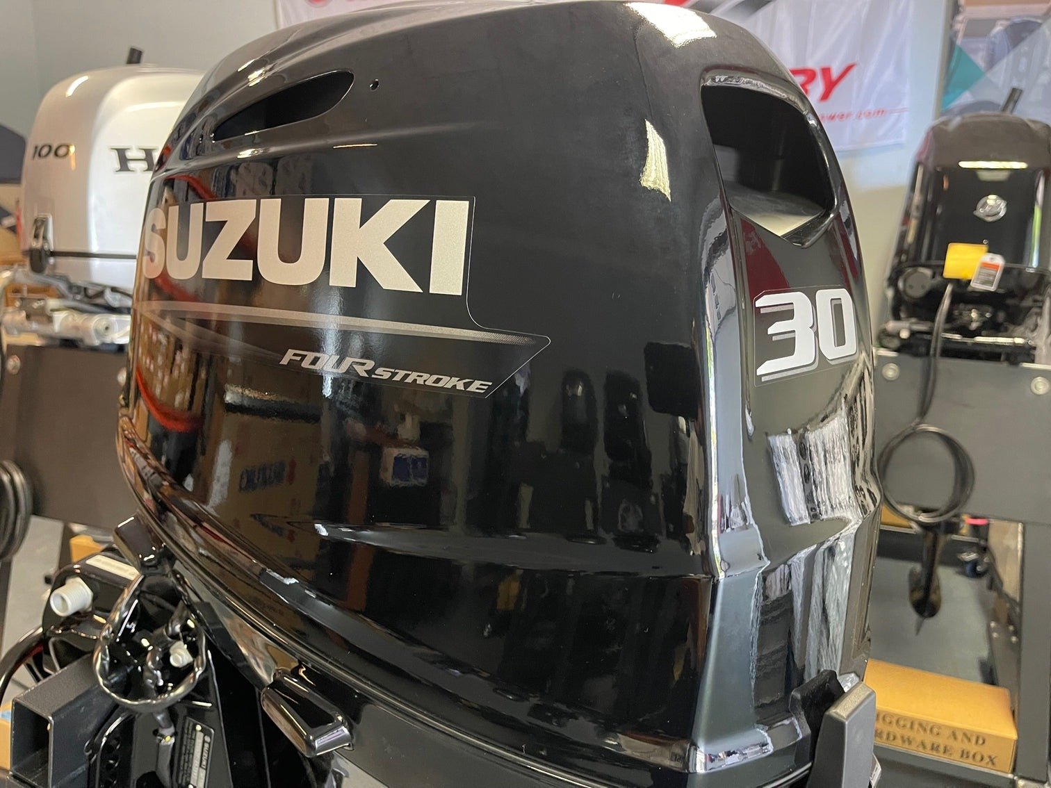 2022 Suzuki 30HP Outboard for sale - 20. in Shaft - Image 2