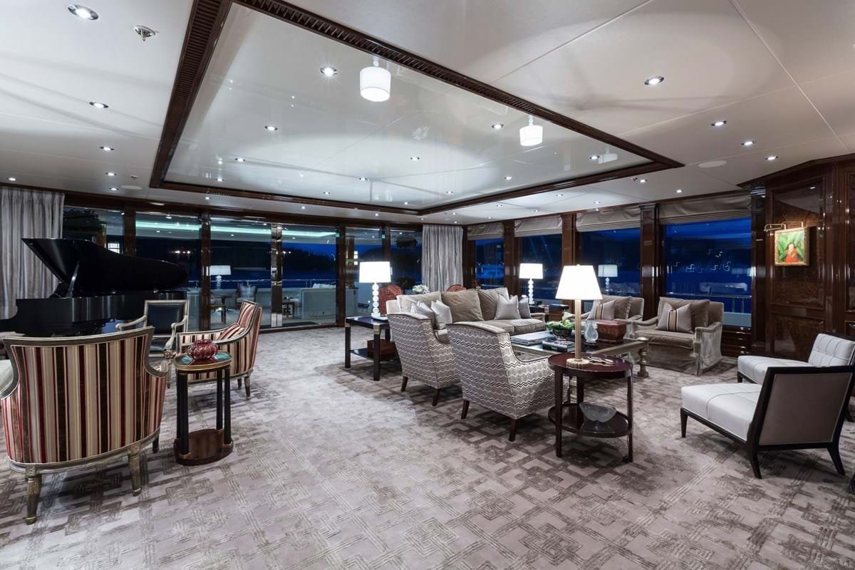 INVICTUS Motor yacht for sale - Image 2