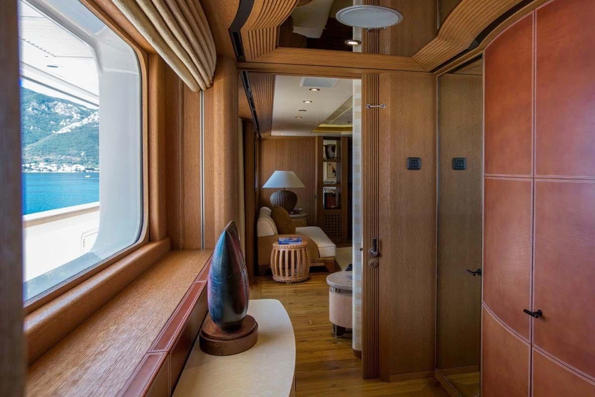 PELORUS Motor yacht for sale - Image 17